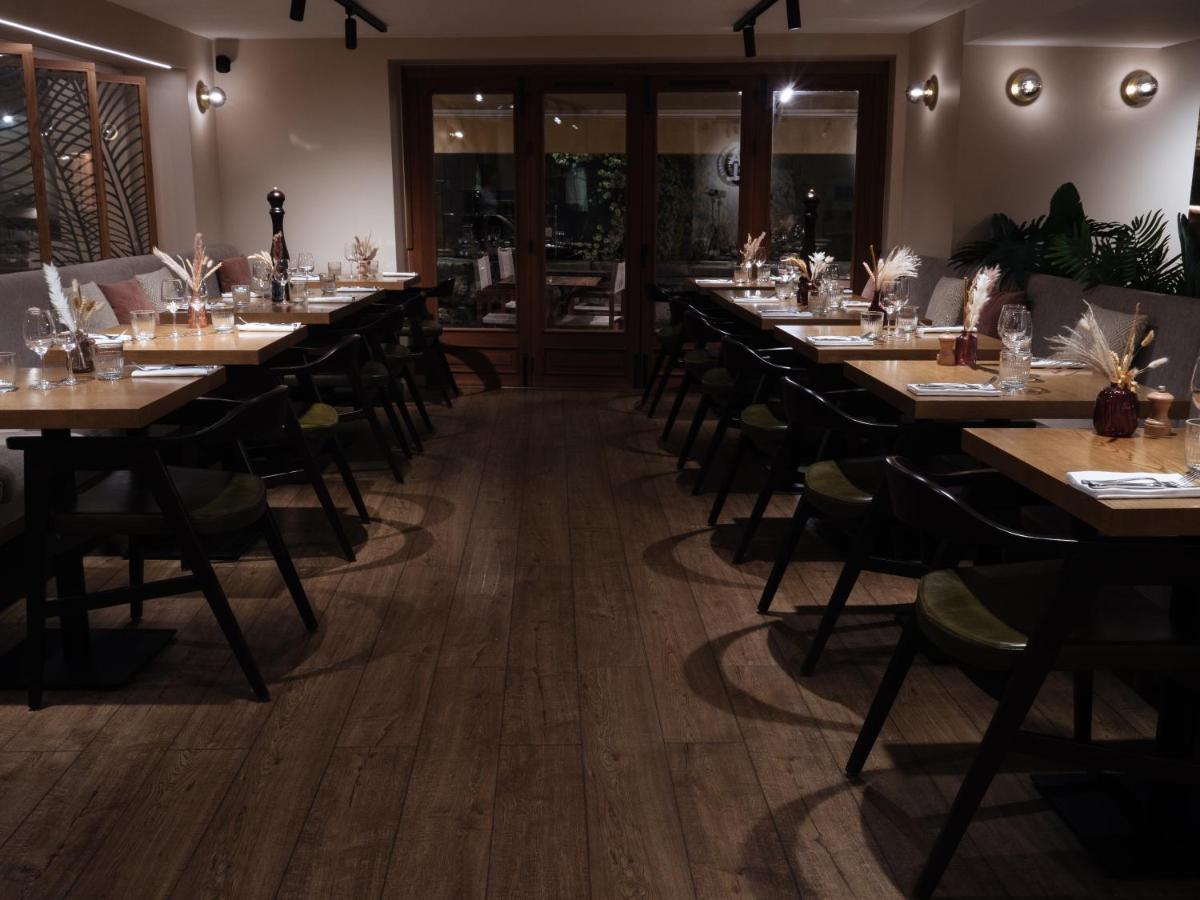 Auberge Du Lyonnais Annecy Bagian luar foto