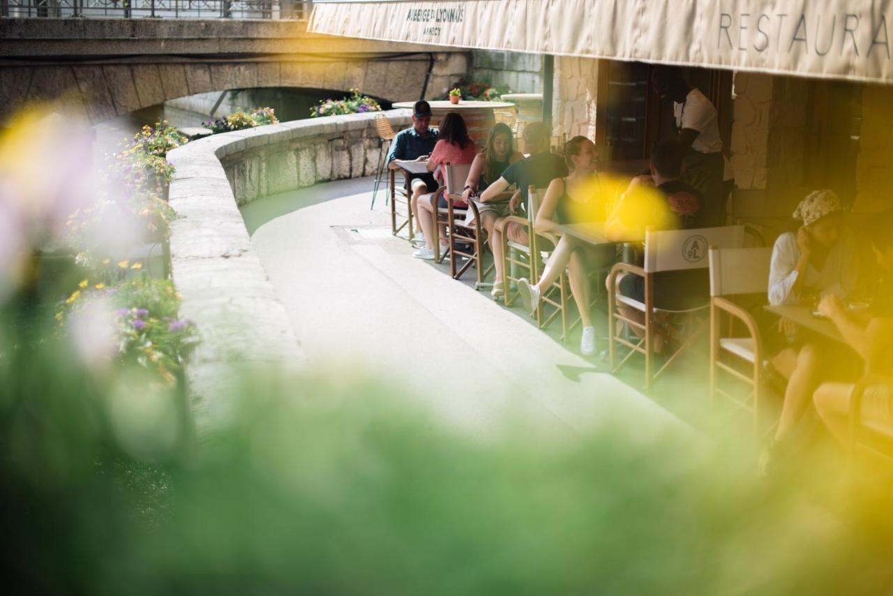 Auberge Du Lyonnais Annecy Bagian luar foto