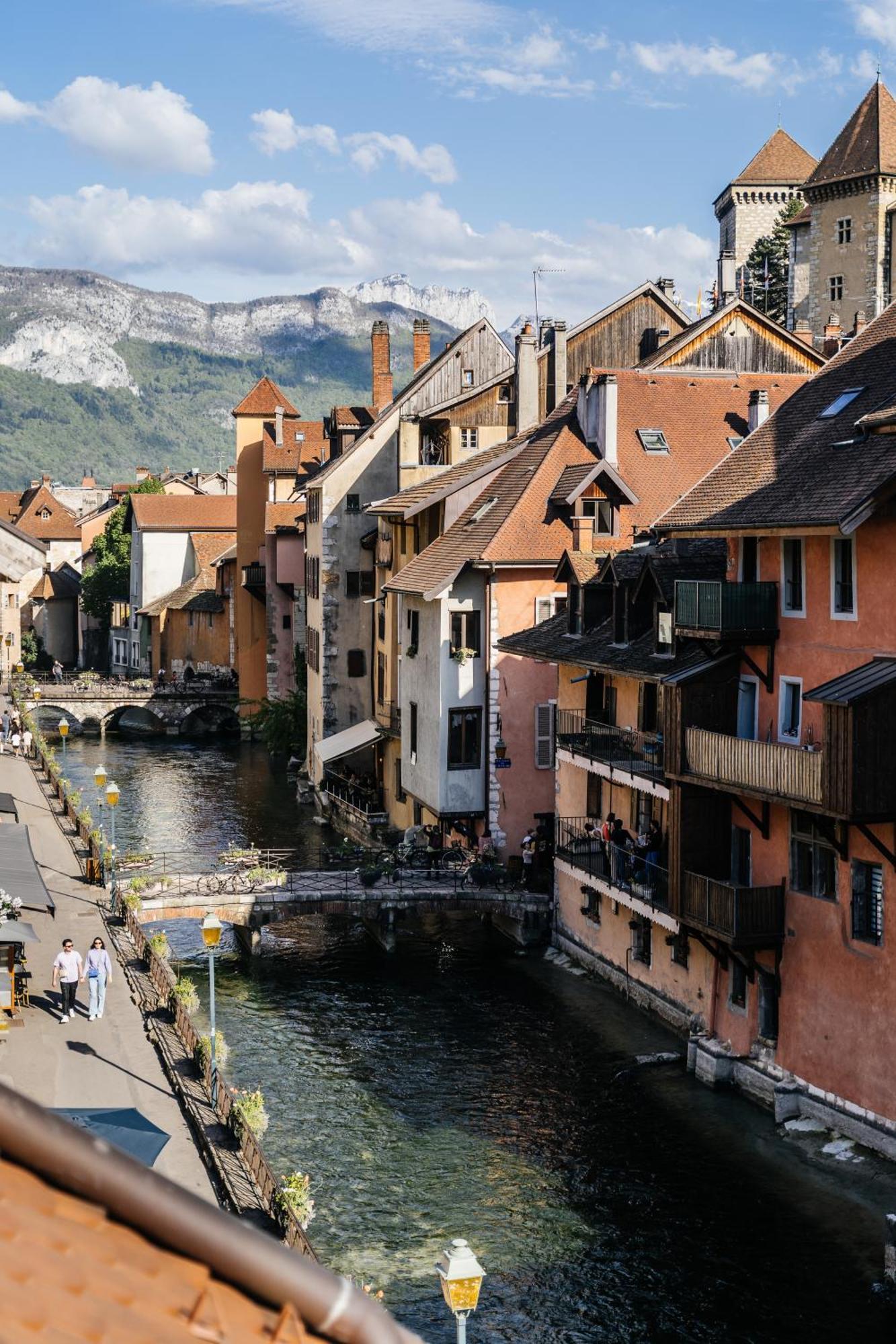 Auberge Du Lyonnais Annecy Bagian luar foto